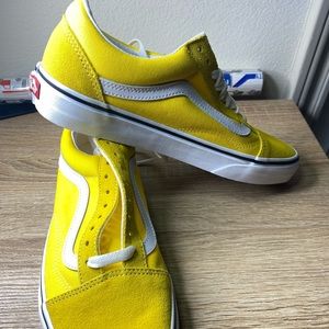 New Vans Yellow size 8M/9.5W